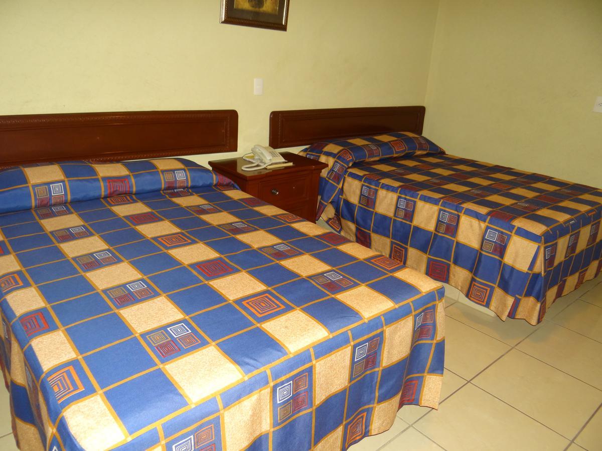 Hotel Bravo Tepic Ngoại thất bức ảnh