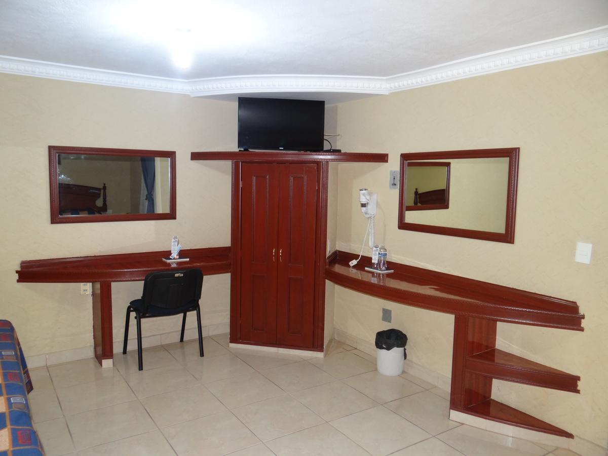 Hotel Bravo Tepic Ngoại thất bức ảnh