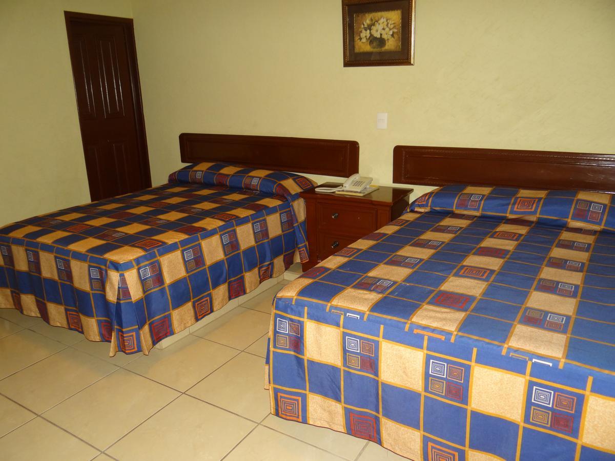 Hotel Bravo Tepic Ngoại thất bức ảnh